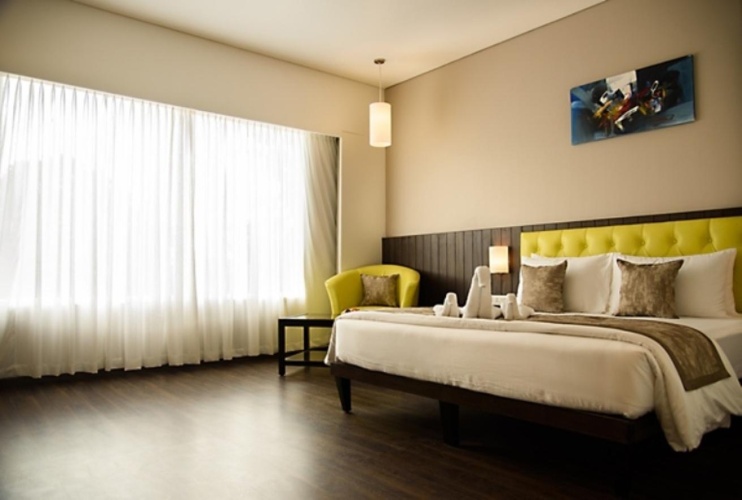 Premier room