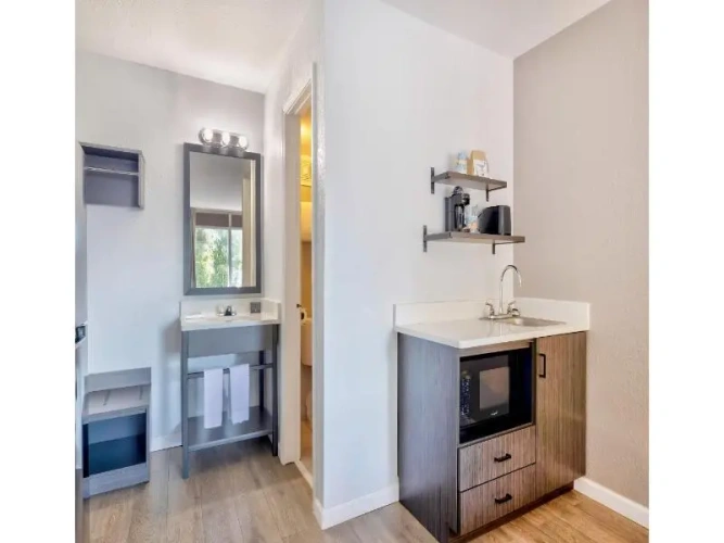 Quadruple Suite