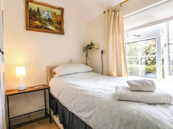 Periwinkle Cottage