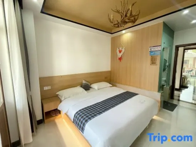 Standard Double room with balcony and with view