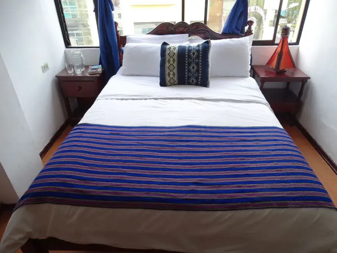 Erupcion Art Hotel & Hostel