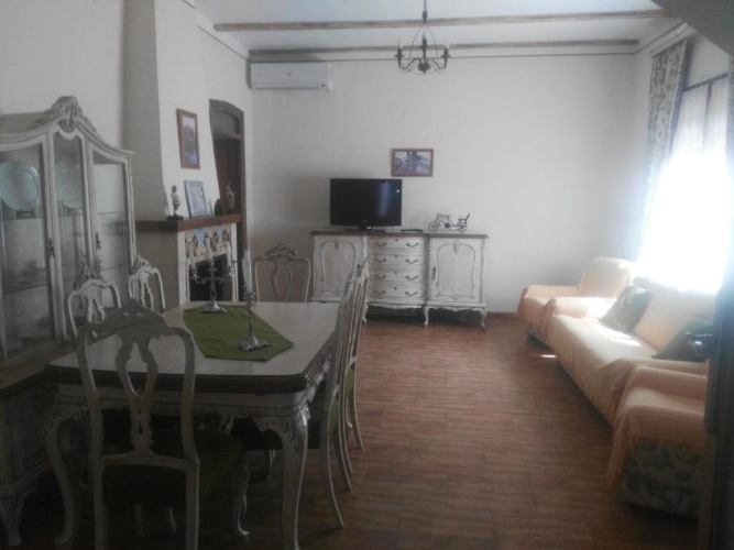 3 Bedrooms Cottage