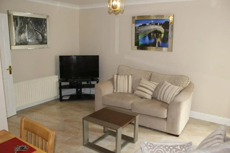 Orchard Crescent