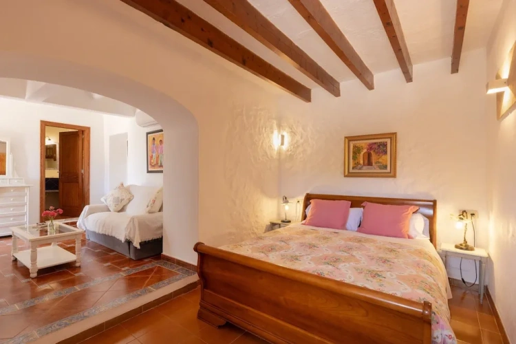 Standard Double room with courtyard view