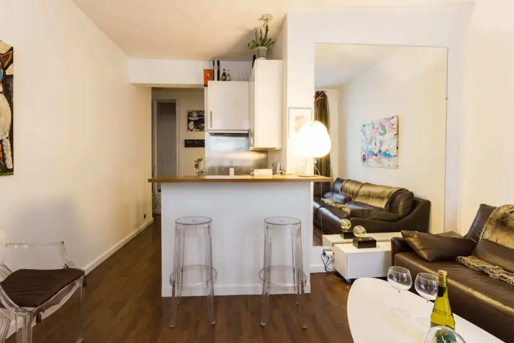 Artsy Flat For 2 Near Opera