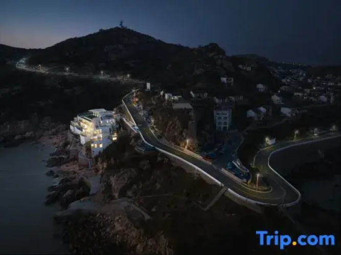 Sea Cliff Hotel