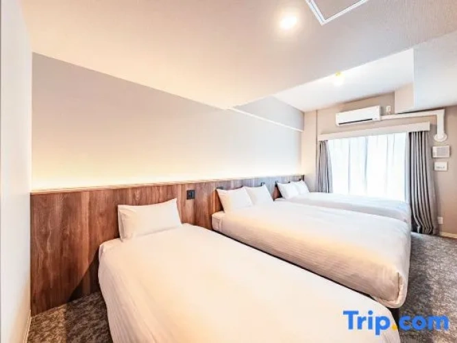 Deluxe Family Suite