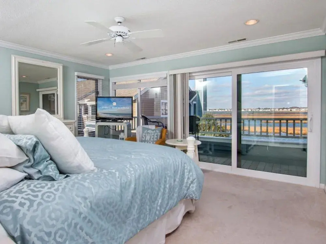 Heron Harbour 218-4
