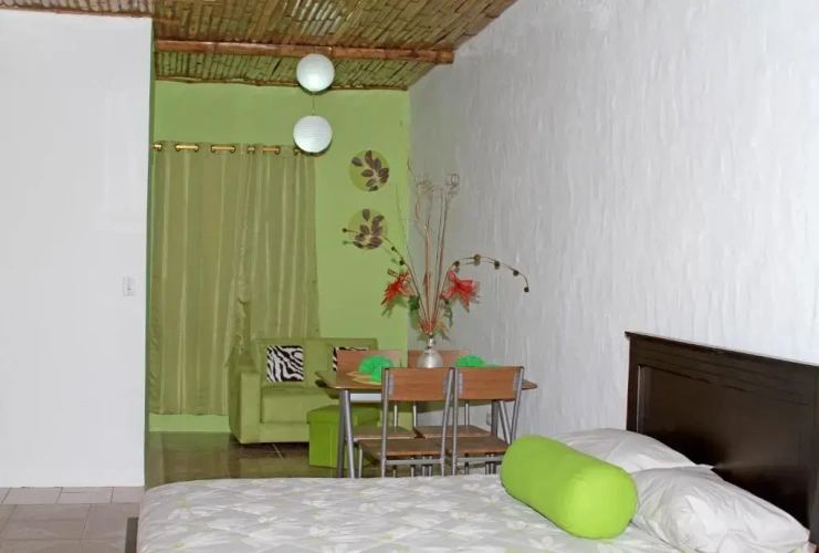 Deluxe Family Suite