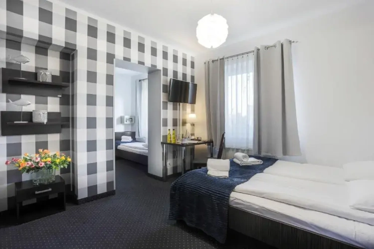 Triple room