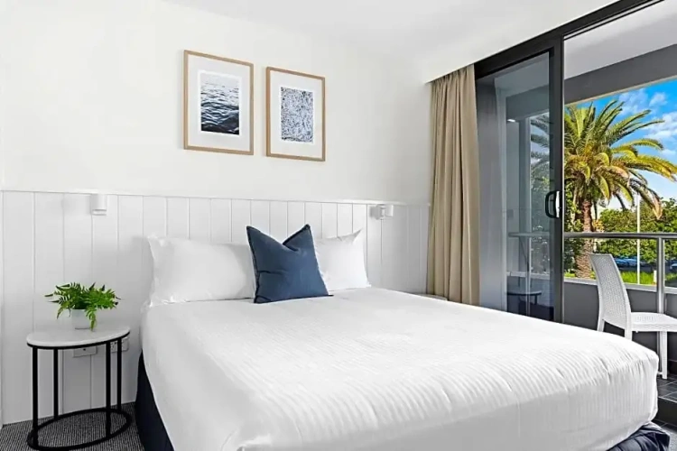 Standard Double room with balcony and with water view