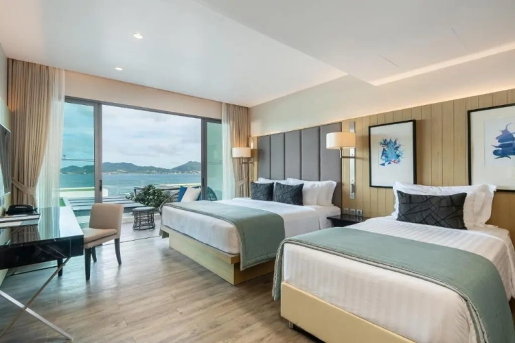 Family room with sea view