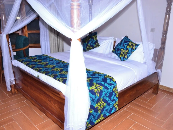 Deluxe Double room with balcony and with lake view