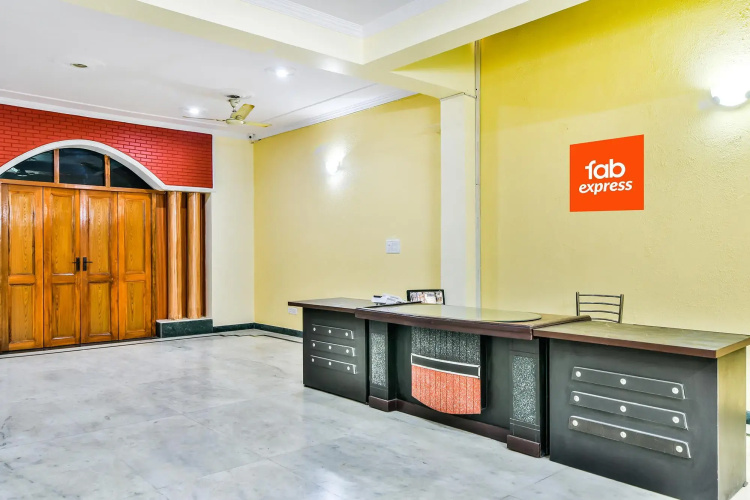 FabExpress Prakash Apartment