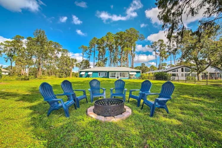 Waterfront Lake Dora Escape w/ Private Dock & Slip