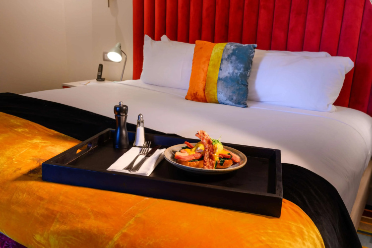 Hotel DeBrett