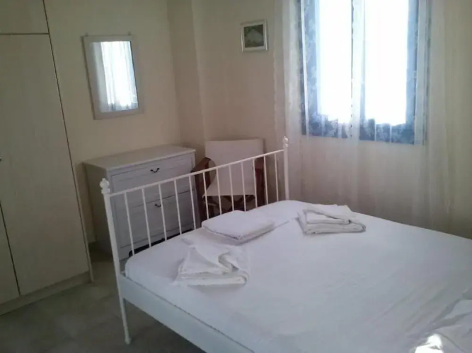 Eleni Apartments