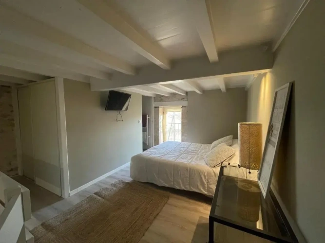 2 Bedrooms Cottage