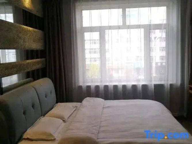 Zichuan Chenyi Hotel