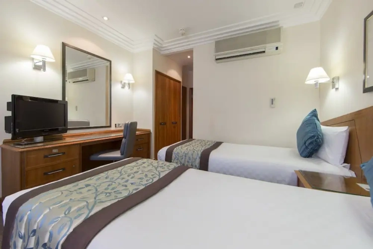 Standard Twin room