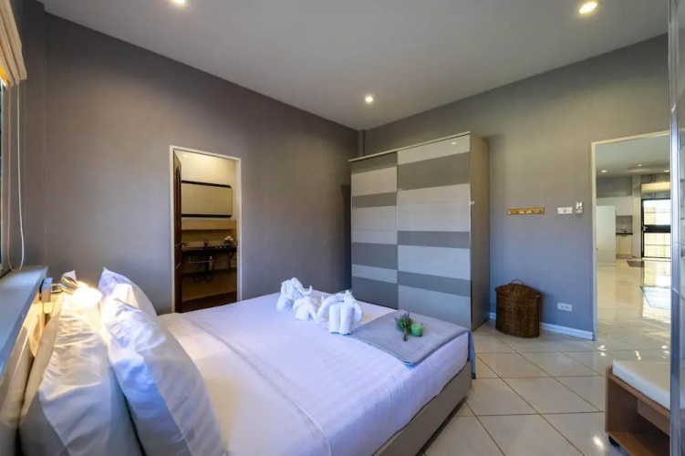 3 Bed Pool Villa - S102
