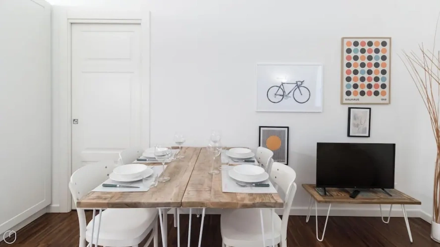 1 Bedroom Apartment