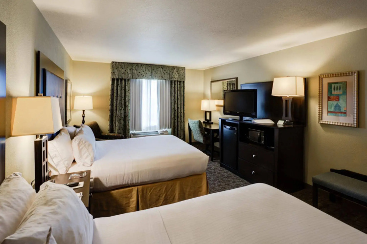 Holiday Inn Express Columbus-Dublin by IHG