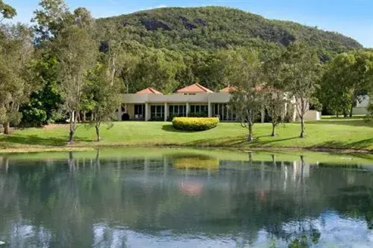 The Lakes Coolum