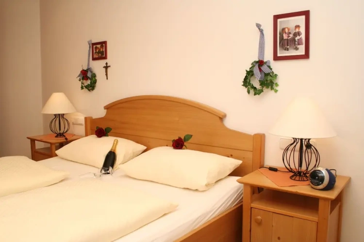 1 Bedroom Deluxe room with balcony and with mountain view