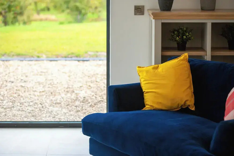 Orchard Barn-Luxury 4 BD Barn Conversion