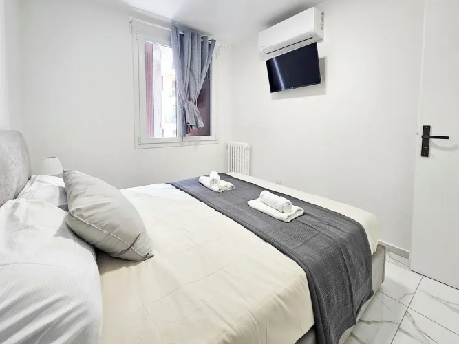 New Big Flat 8 Pers AC WiFi
