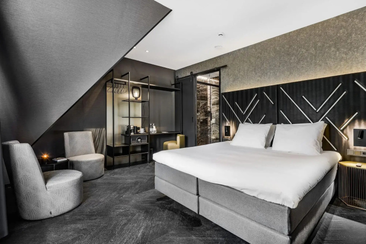 Le Petit Marin Boutique Hotel
