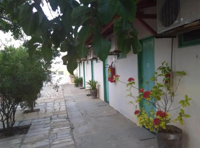 Umari Hotel