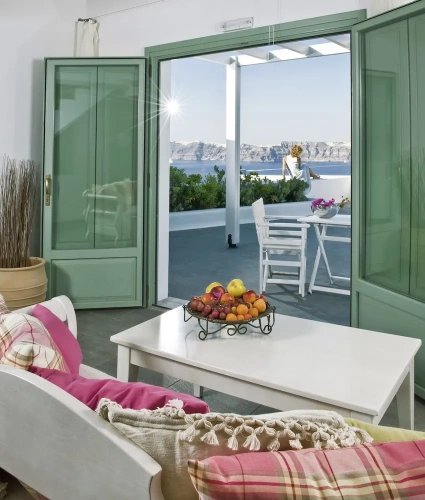 1 Bedroom Apartment with mountain view