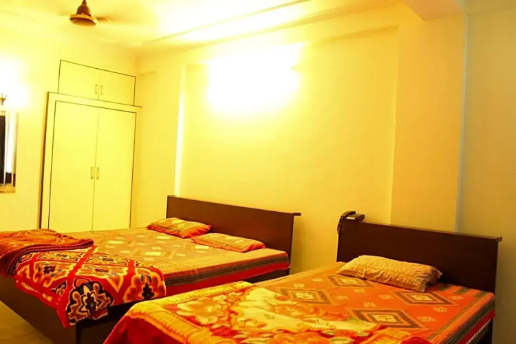 Hotel Chit Chat Palace