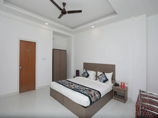 Hotel Gaurav Continental