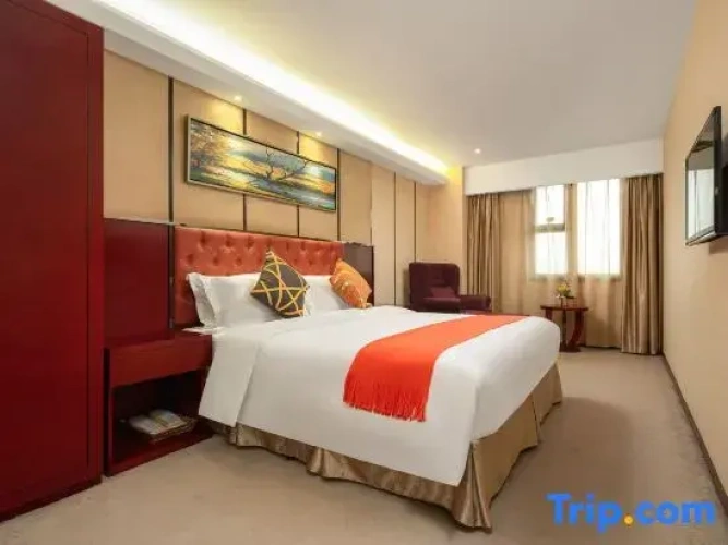 Deluxe Family Suite