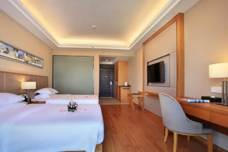 HomePlus LiYu Hotel
