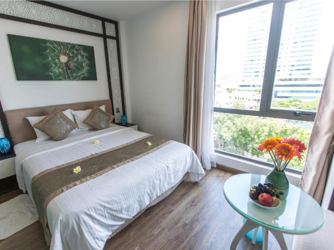 Standard Double room with city view
