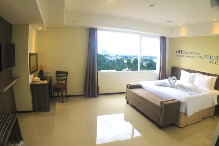 Kyriad Metro KebayoranOver view