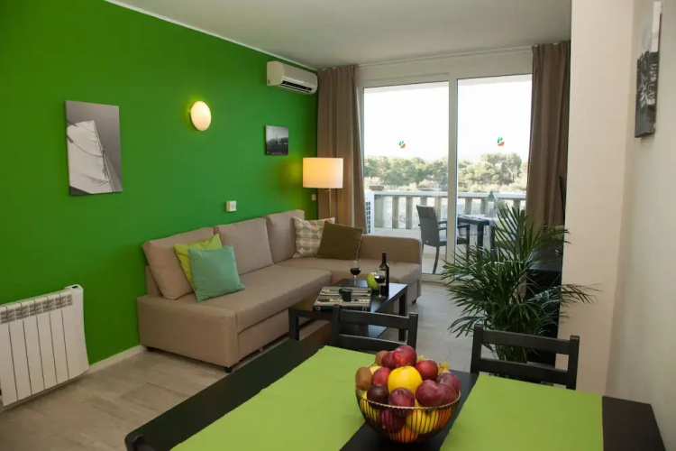 Orange Colom Seaside Apartments
