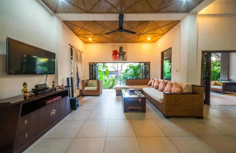 Villa Este, Seminyak