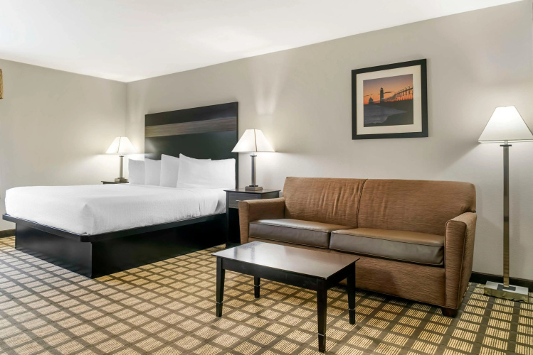 Best Western Beacon Inn