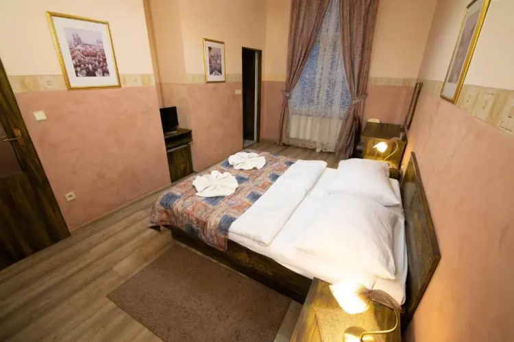 Hotel Victor