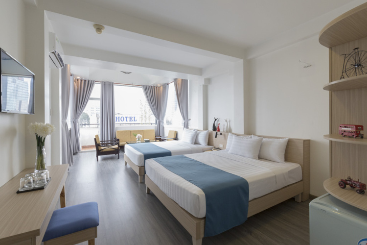 Quadruple Suite with balcony