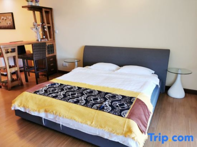 Standard Double room with garden view