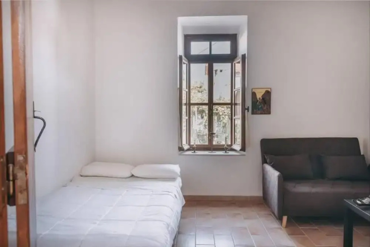 Melody House in Roustika