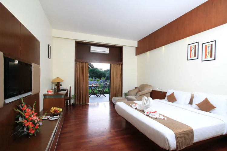 Silent Shores Resort & Spa
