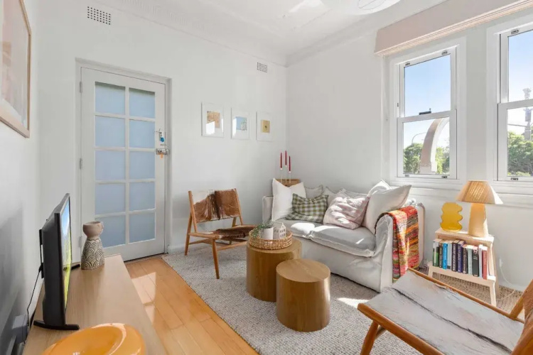Charming 1-bed Apartment in Neutral Bay