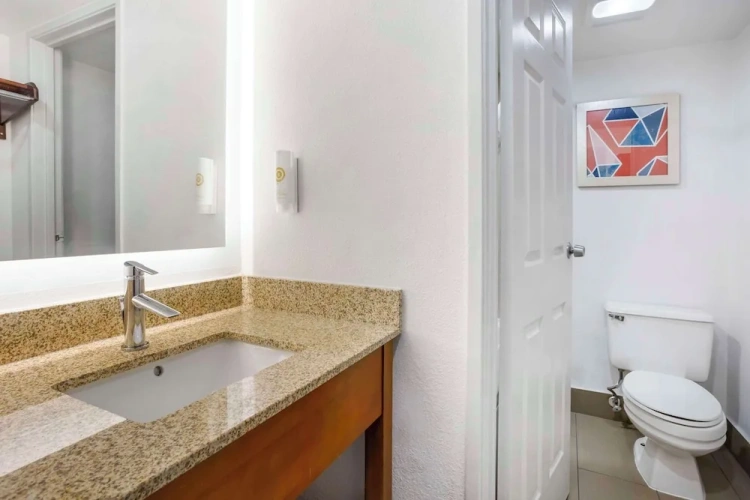 Standard Double room with balcony